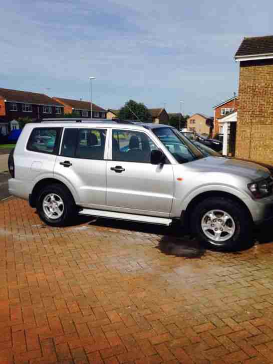 2001 MITSUBISHI SHOGUN DI-D CLASSIC LWB A SILVER spare or repair NO RESERVE