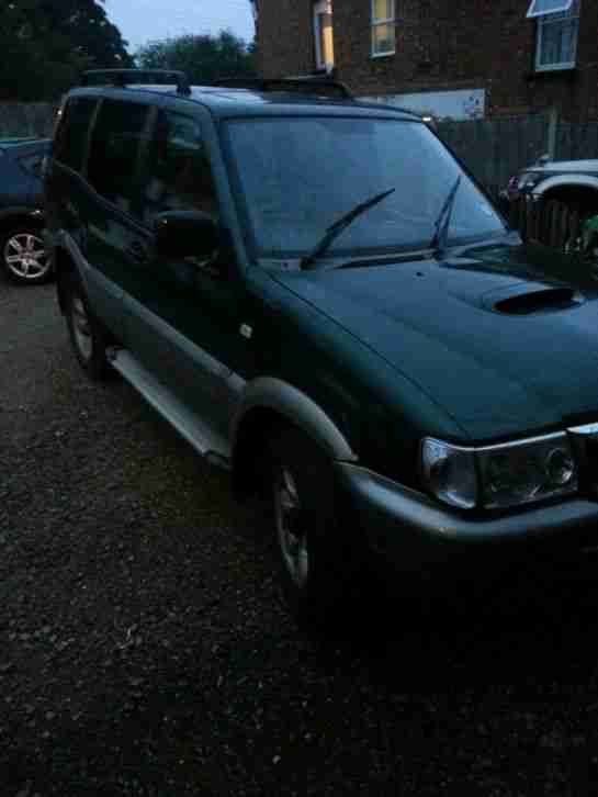 2001 NISSAN TERRANO II SE PLUS TD GREEN - CARDS ACCEPTED