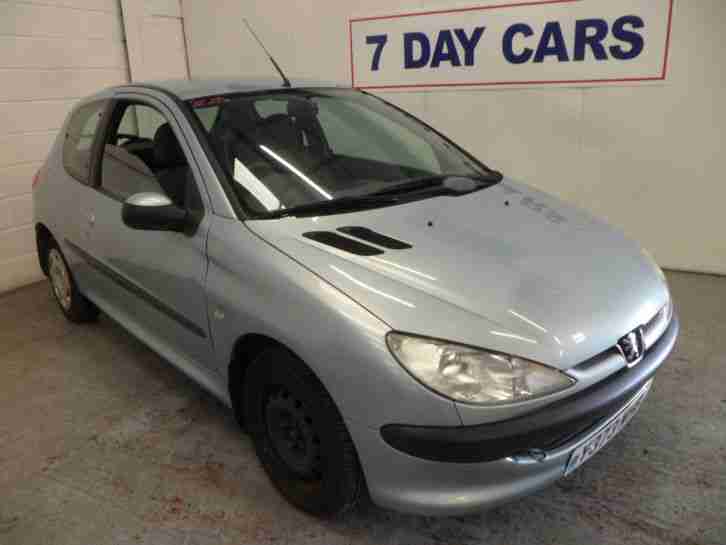 2001 206 LOOK SILVER 1.1 PETROL 3