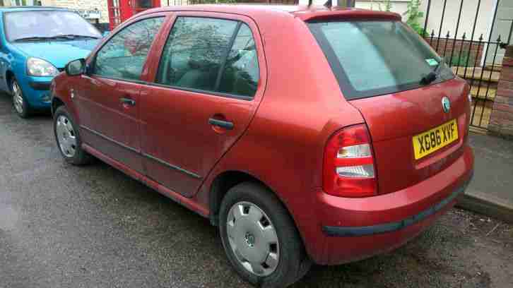 2001 SKODA FABIA COMFORT 8V ORANGE