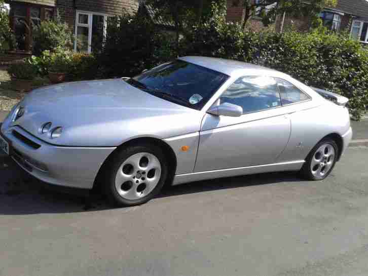 2001 Silver Alfa Romeo GTV 2.0 Twin Spark Lusso 61,000 miles