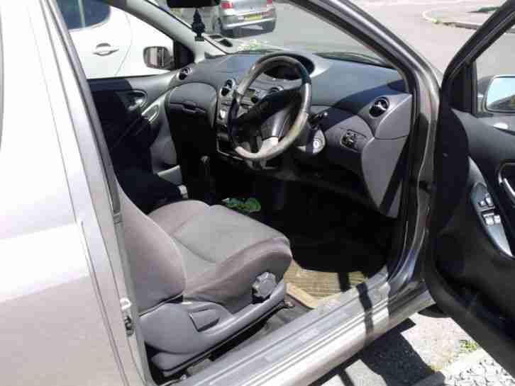 2001 TOYOTA YARIS 1.5 T SPORT