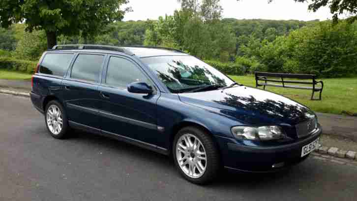 2001 VOLVO V70 D5 SE BLUE