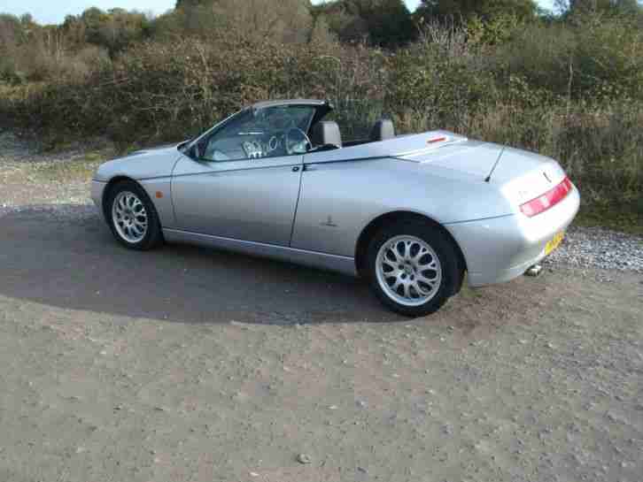 2002 ALFA ROMEO SPIDER V6 SILVER