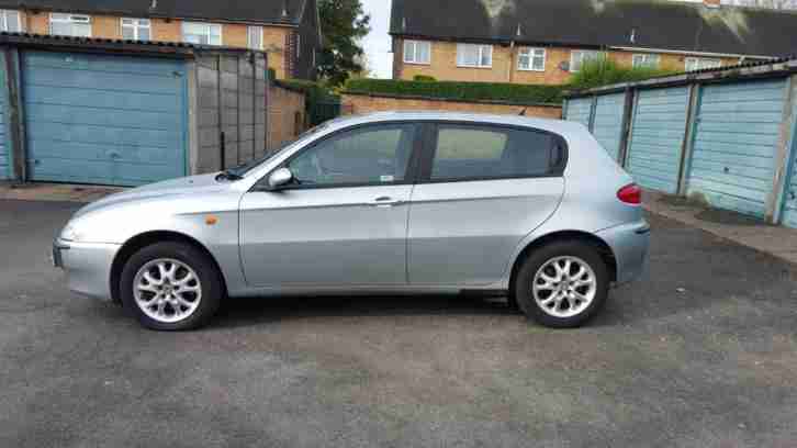 2002 Alfa Romeo 147 1.6 T.Spark Lusso * Full 12 months M.O.T October 2016 *