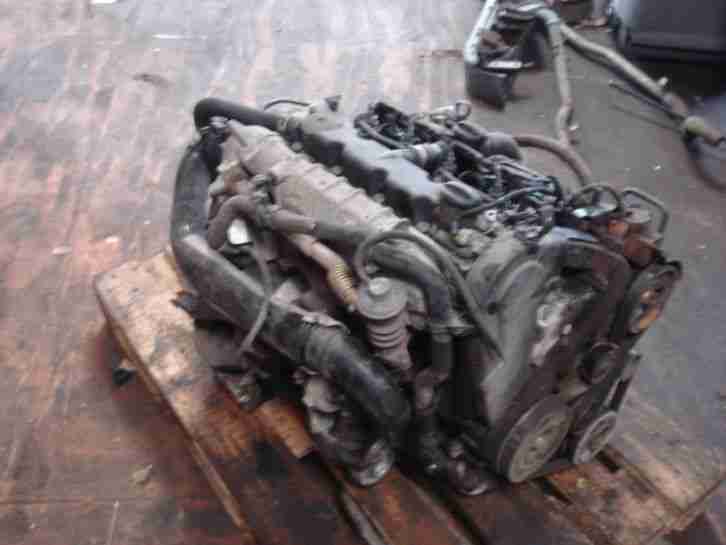 2002 CITREON PICASSO ENGINE AND GEARBOX 2.0HDI DIESEL TURBO