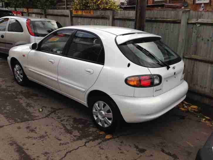 2002 DAEWOO LANOS SX WHITE