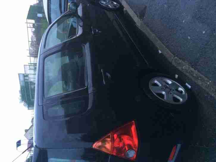 2002 DAIHATSU YRV PREMIUM BLACK