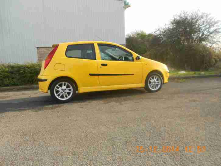 2002 PUNTO SPORTING 16V YELLOW