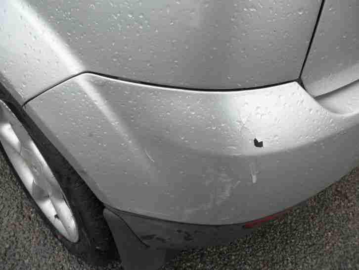 2002 FORD FIESTA LX SILVER