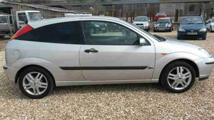 2002 FORD FOCUS ZETEC SILVER