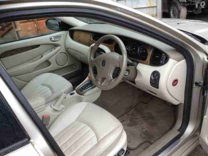 2002 JAGUAR X-TYPE V6 SE AUTO BEIGE