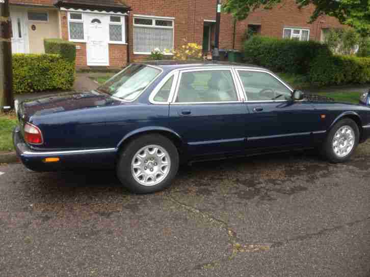 2002 JAGUAR XJ EXECUTIVE AUTO BLUE