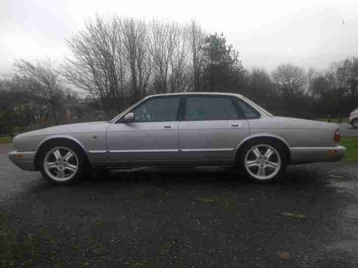 2002 JAGUAR XJ SPORT V8 AUTO SILVER