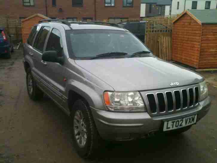 2002 GRAND CHEROKEE LIMITED SILVER