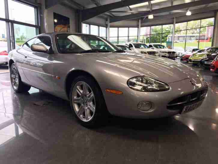 2002 Jaguar XK8 4.0 2dr