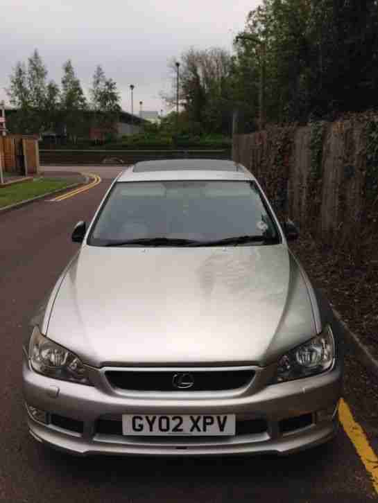 2002 LEXUS IS 300 AUTO SILVER (Not IS 200)