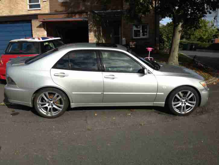 2002 LEXUS IS200 SPORT SILVER 12mth MOT