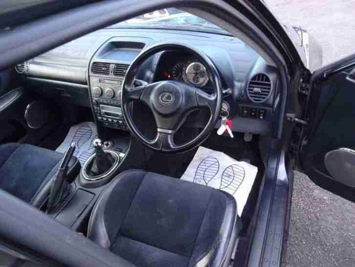 2002 Lexus IS 200 2.0 SE 4drJUST ARRIVEDHPI CLEAR 4 door Saloon