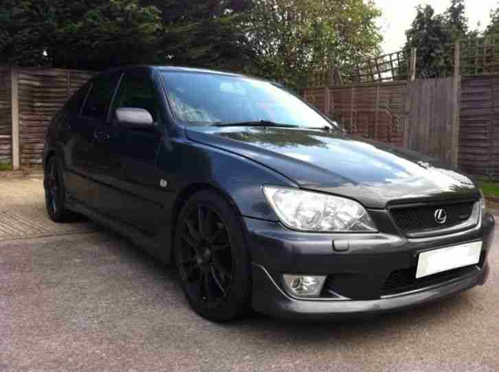 2002 Lexus IS300 Navigator