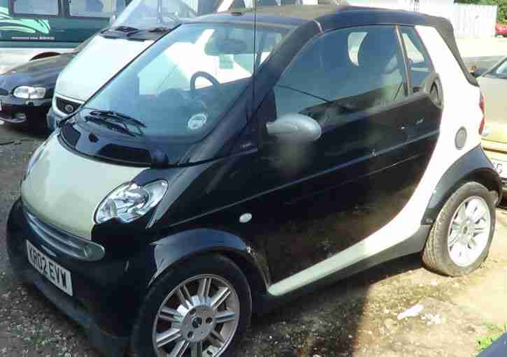 2002 MCC BLACK - CREAM Smart CONVERTIBLE CABRIO 600 cc Air Con Cassette