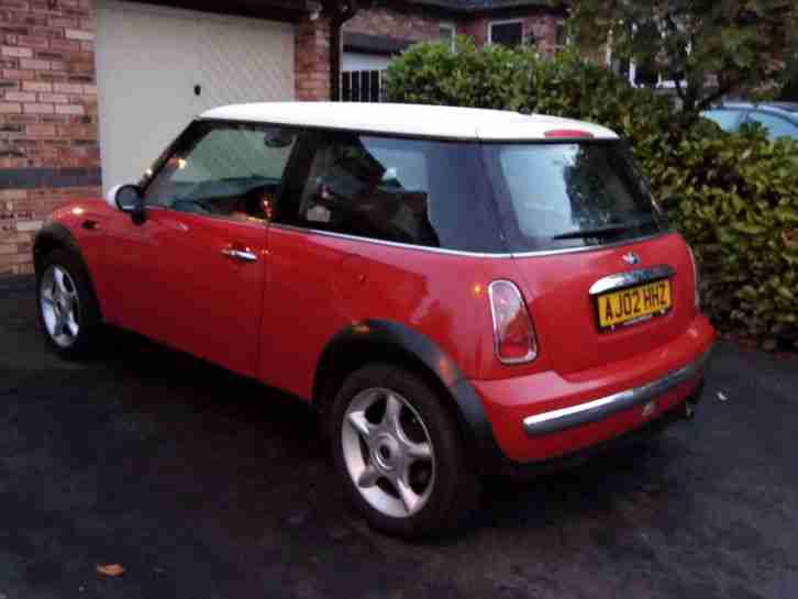 2002 MINI MINI ONE RED. MOT May 24 2015. TAX APR 2015..