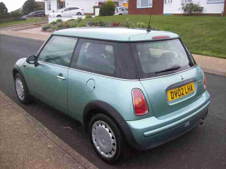 2002 MINI ONE.....ONE LADY OWNER FROM NEW!!!!!!!!!!!!!!!!!!!!!!!!!!1