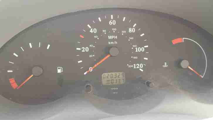 2002 NISSAN MICRA S SILVER (LOW MILEAGE)