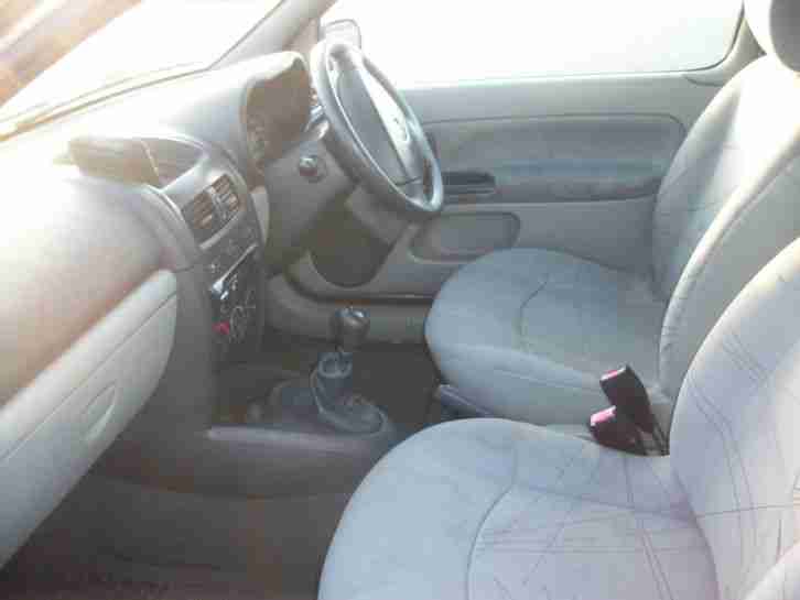 2002 RENAULT CLIO AUTHENTIQUE SILVER 81k t&t nice car ideal 1st cat