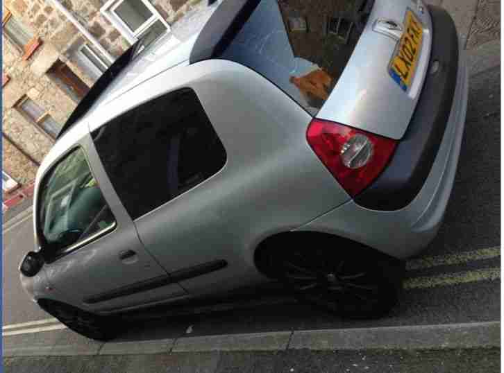 2002 CLIO DYNAMIQUE 16V SILVER