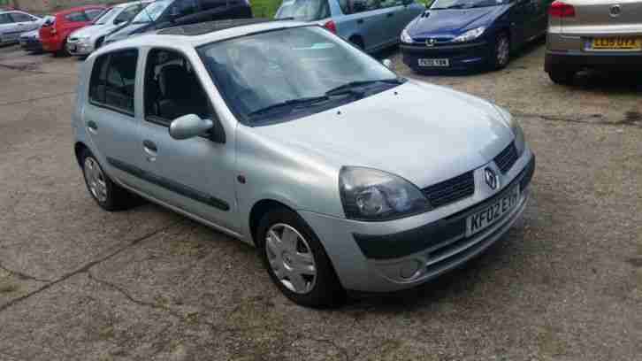 2002 RENAULT CLIO EXPRESSION+ 16V SILVER Auto