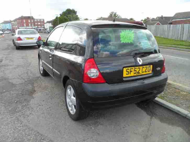 2002 RENAULT CLIO EXTREME DCI BLACK with long mot & tax