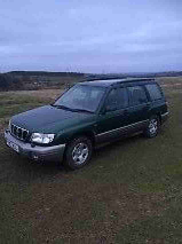 2002 SUBARU FORESTER ALL WEATHER GREEN/GREY