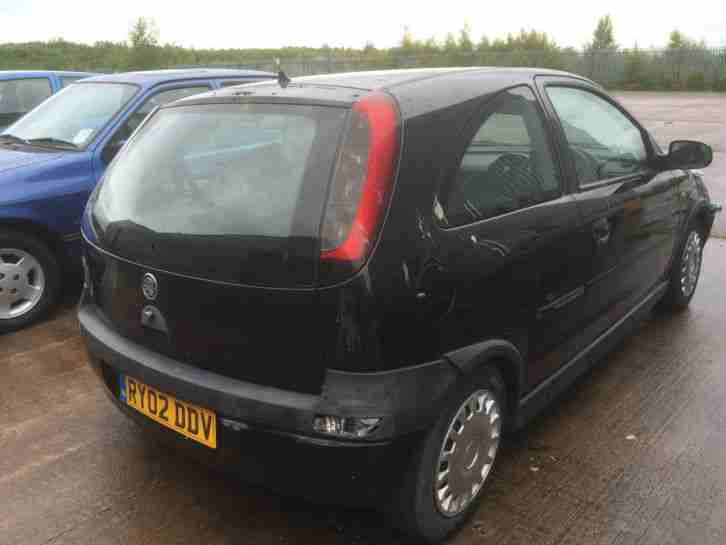 2002 VAUXHALL CORSA SXI, RUNS & DRIVES, SPARES OR REPAIRS, DAMAGE NOT RECORDED
