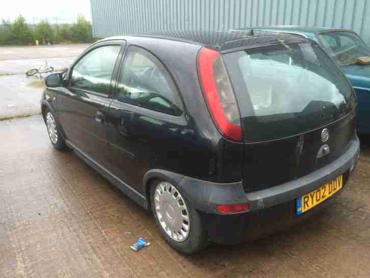 2002 VAUXHALL CORSA SXI, RUNS & DRIVES, SPARES OR REPAIRS, DAMAGE NOT RECORDED