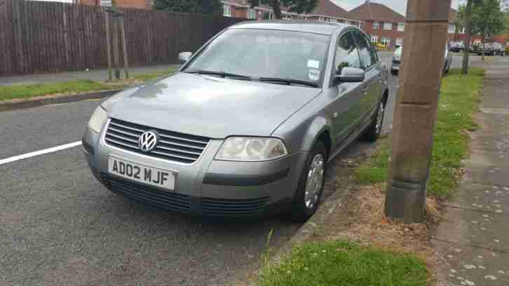 2002 VOLKSWAGEN PASSAT S 20V GREY