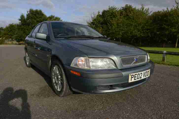 2002 VOLVO S40 1.8 S! 94K LOW MILES! 12 STAMPS! 2 OWNERS! NO MOT easy to pass