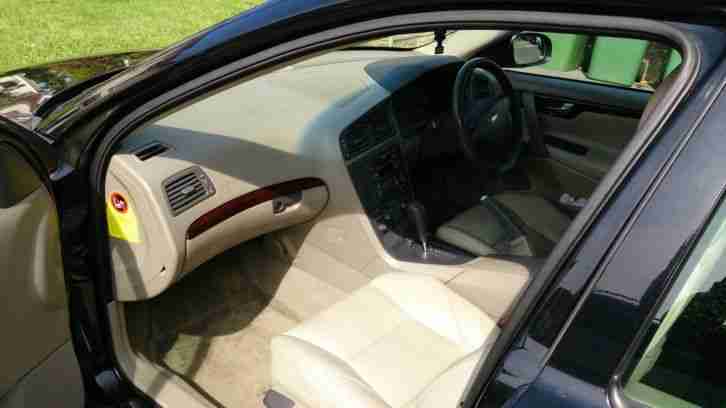 2002 VOLVO S60 T SE AUTO BLACK