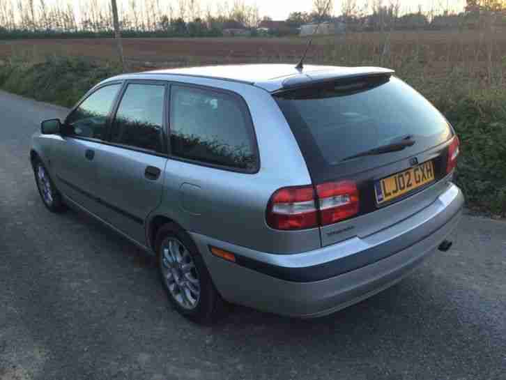 2002 Volvo V40 1.8 S 5dr [122bhp]