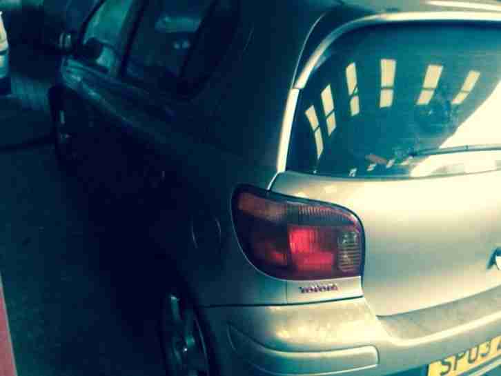 2003 03 TOYOTA YARIS T SPORT VVTI - DAMAGED SALVAGE SPARES OR REPAIRS