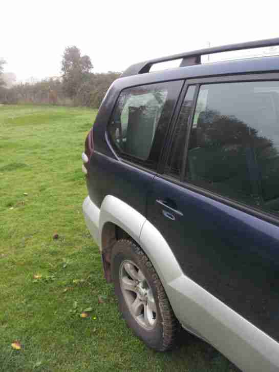2003/03 Toyota Landcruiser 3.0 Tdi Automatic D4-D LC3 8 Seater