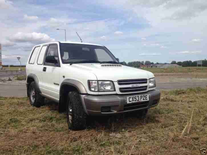 2003 3.0 Turbo Diesel ISUZU TROOPER SWB Commercial Van