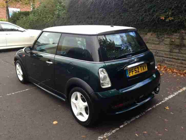 2003/52 MINI Cooper 1.6 **Upgraded Body Styling** **British Racing Green**