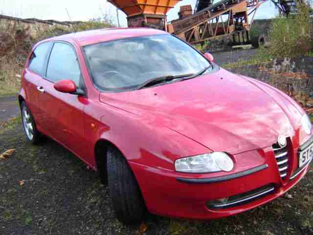 2003 ALFA ROMEO 147 T SPARK LUSSO 1.6ltr. MOT OCTOBER 2015. RED 3 DOOR