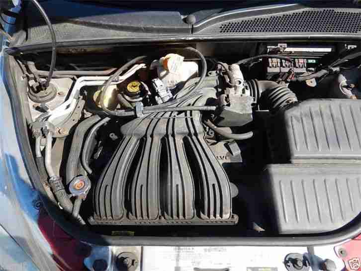 2003 CHRYSLER PT CRUISER CLASSIC SILVER. 5 SPEED MANUAL