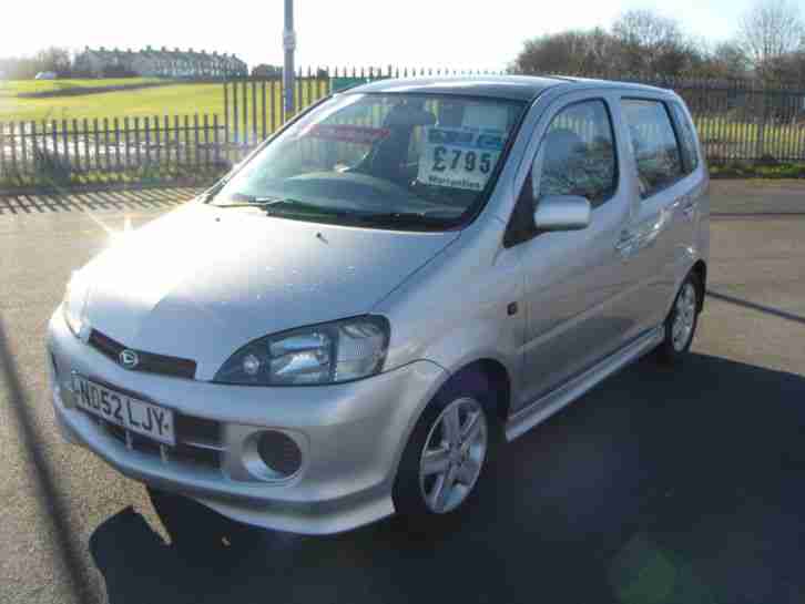 2003 DAIHATSU YRV PREMIUM SILVER