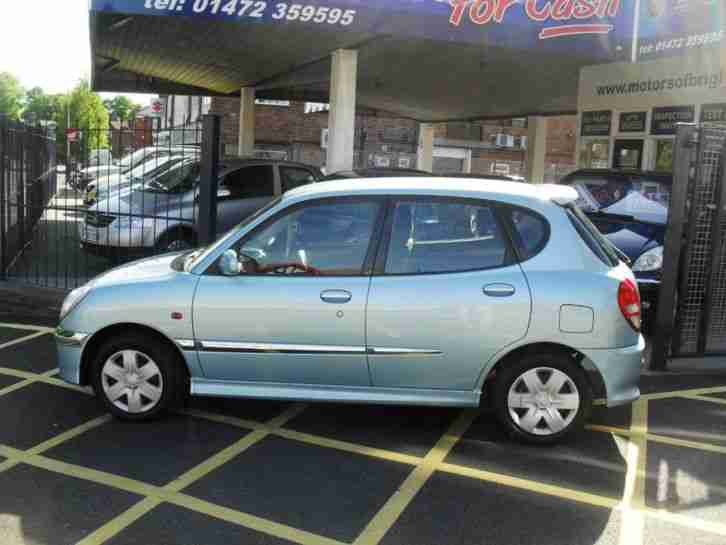 2003 Sirion 1.3 EL 5 door Hatchback