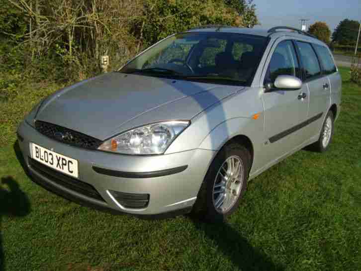 2003 FORD FOCUS LX ESTATE