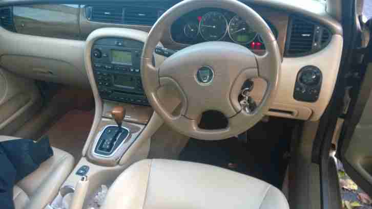 2003 JAGUAR X-TYPE V6 AUTO BEIGE