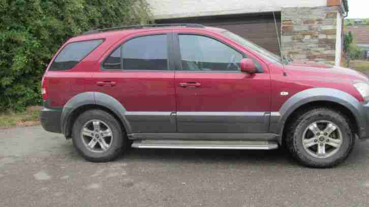 2003 KIA SORENTO CRDI XS RED WITH A LONG MOT AND RECENT REPLACEMENT ENGINE